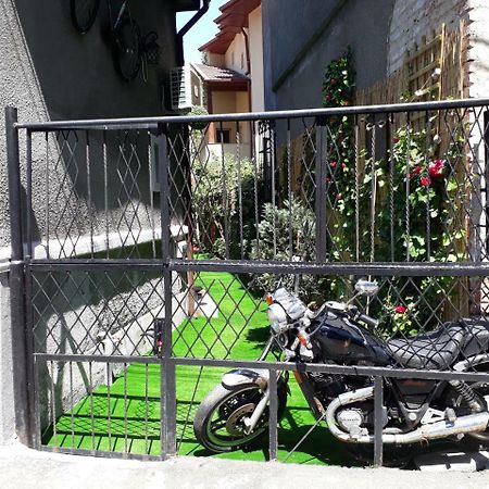 Motor House Unirii Hotel Bucureşti Exterior foto